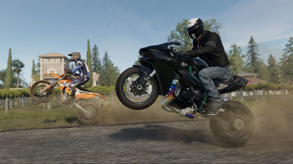 Coop_Stunts_590x332_212678.jpg